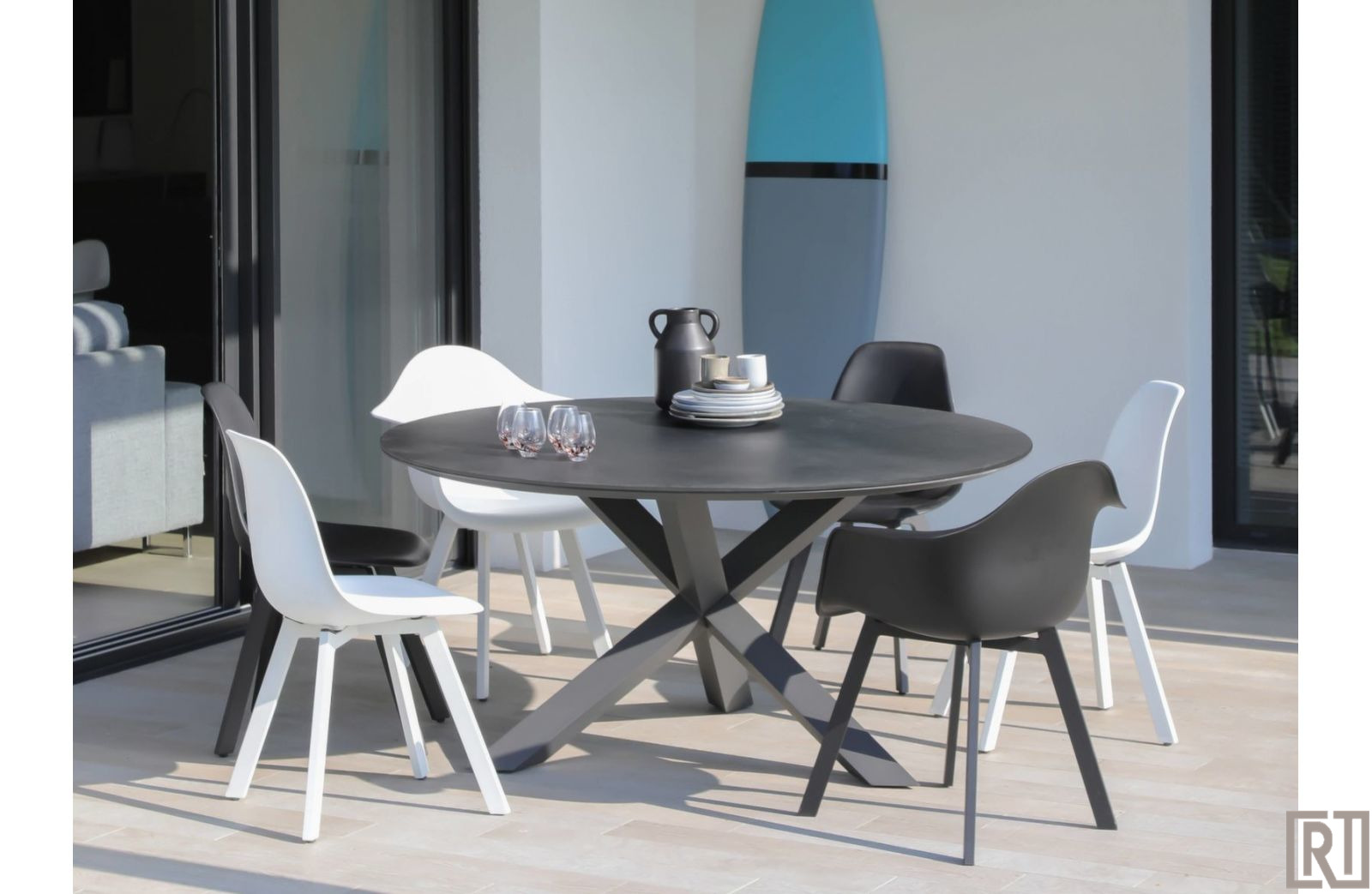 Integraal Oorzaak Afgeschaft Marseille dining tuintafel 150cm rond alu - keramiek - Rijkenberg  Tuinmeubelen