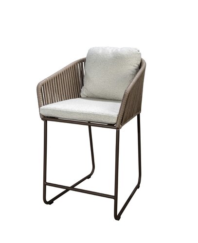 Yoi Calera high dining chair bronze frame toffe belt wool white boucle kussenset